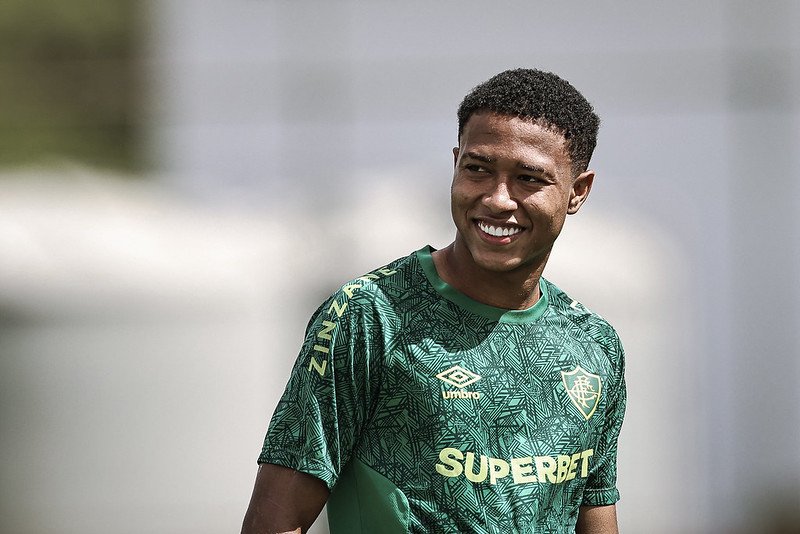 Isaac foi negociado com o Athletico em janeiro de 2025
