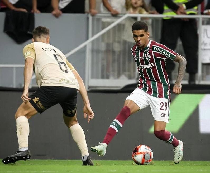 Riquelme Felipe acerta extensão de vínculo com o Fluminense. Acordo será assinado em março, quando completará 18 anos.