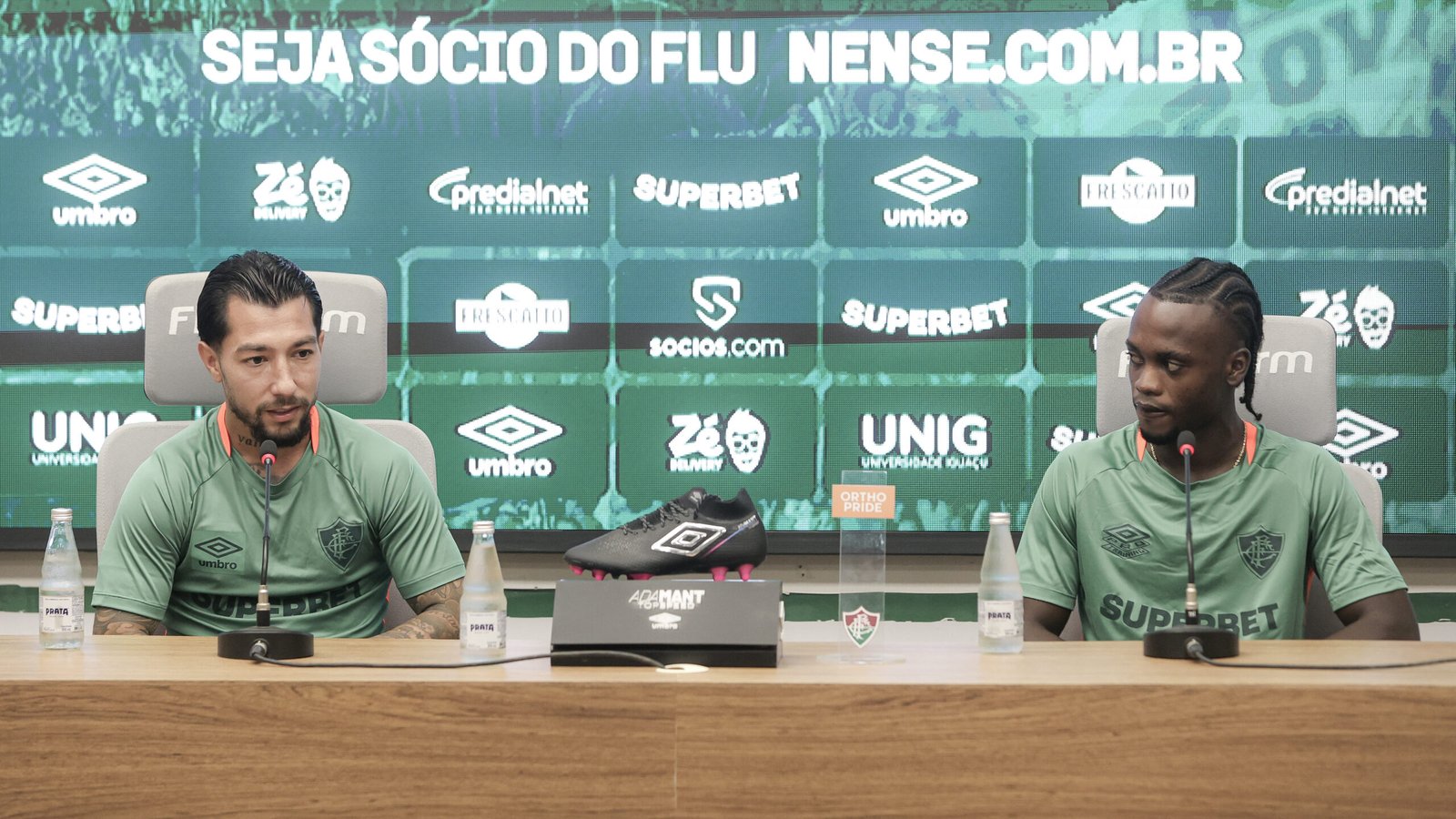 Reforços do Fluminense concedem entrevista coletiva no CT Carlos Castilho