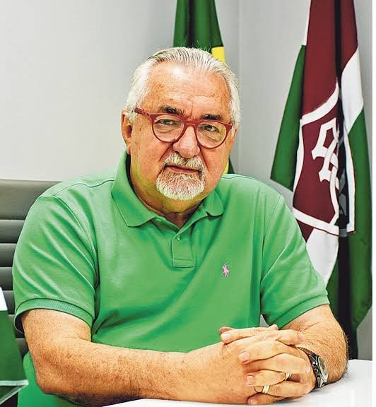 Sem acordo com Hulk, Fluminense busca outras opções para o ataque. Tricolor terá concorrência por jogador.